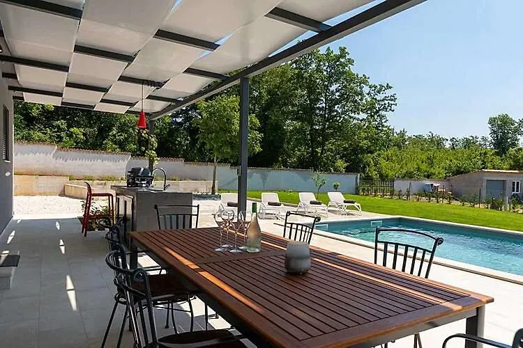 Villa Cattuni Baderna 0*,  Croatia